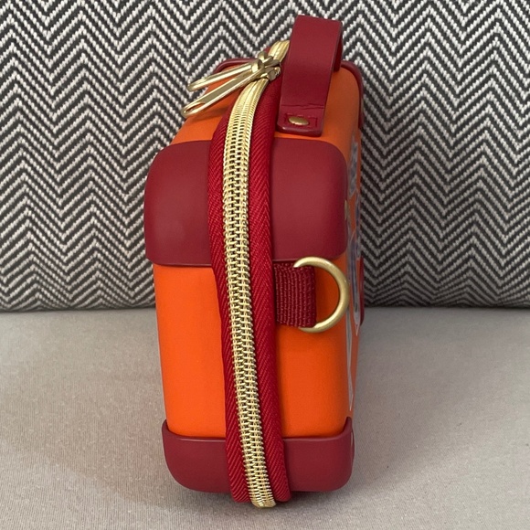 NWT Tokyo Disney Resort Luggage Bag w/ Handle and Removable Strap - Picture 5 of 8